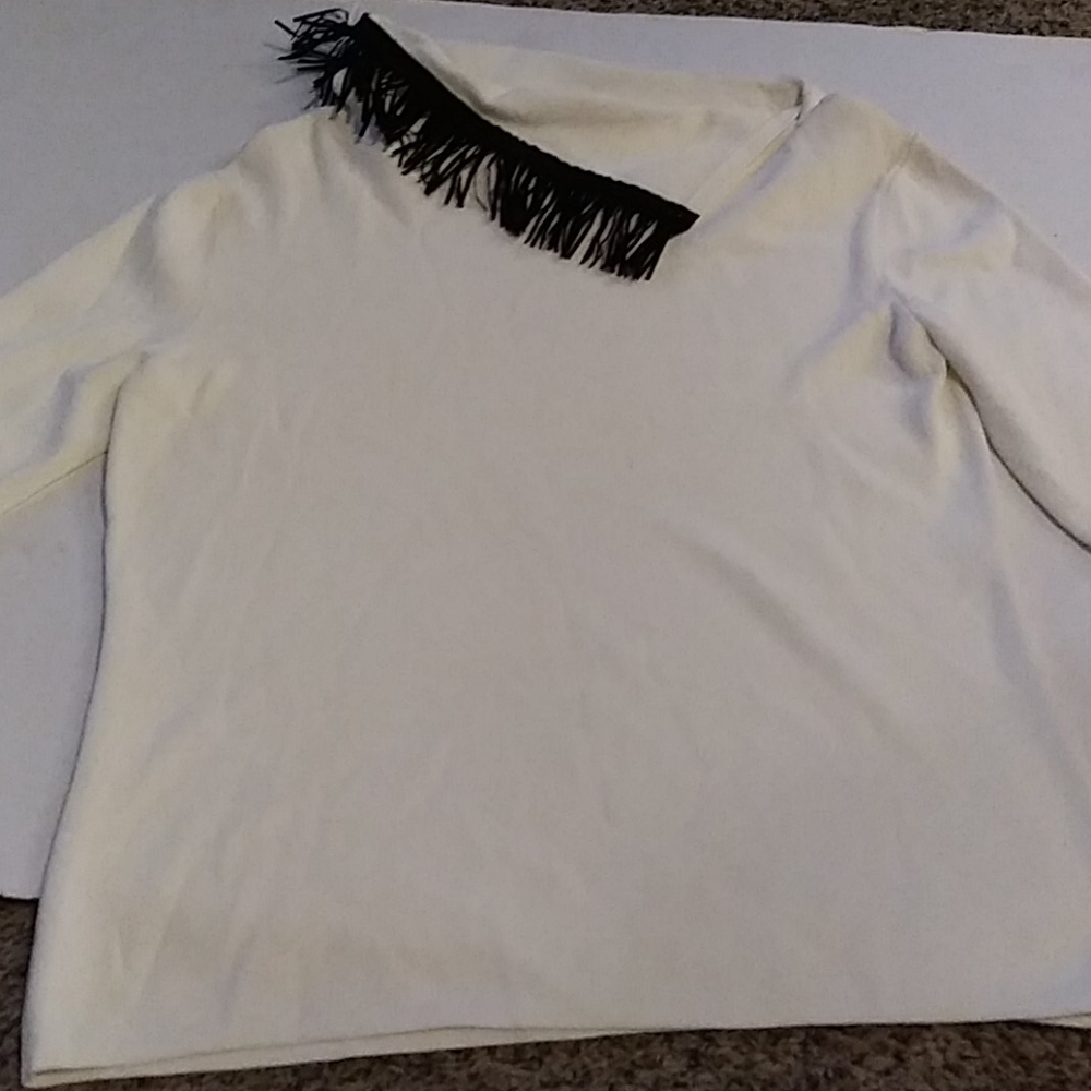 🌈White Fringed Shirt